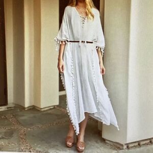 Walter Baker Women’s NWT Swimsuit Cover Up Ivory  O/S Acapulco Kaftan Kimono Top